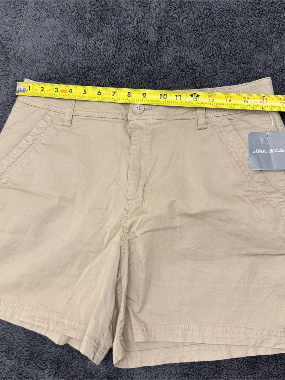 NWT Eddie Bauer Chino Shorts Women's 14 Khaki Slightly Curvy Embroidered Logo